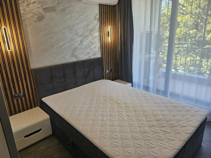 Дава се под наем Двустаен апартамент в Пловдив, Център - 76 кв.м за 700 € - Снимка #3