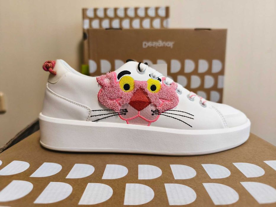 Desigual кецове бели