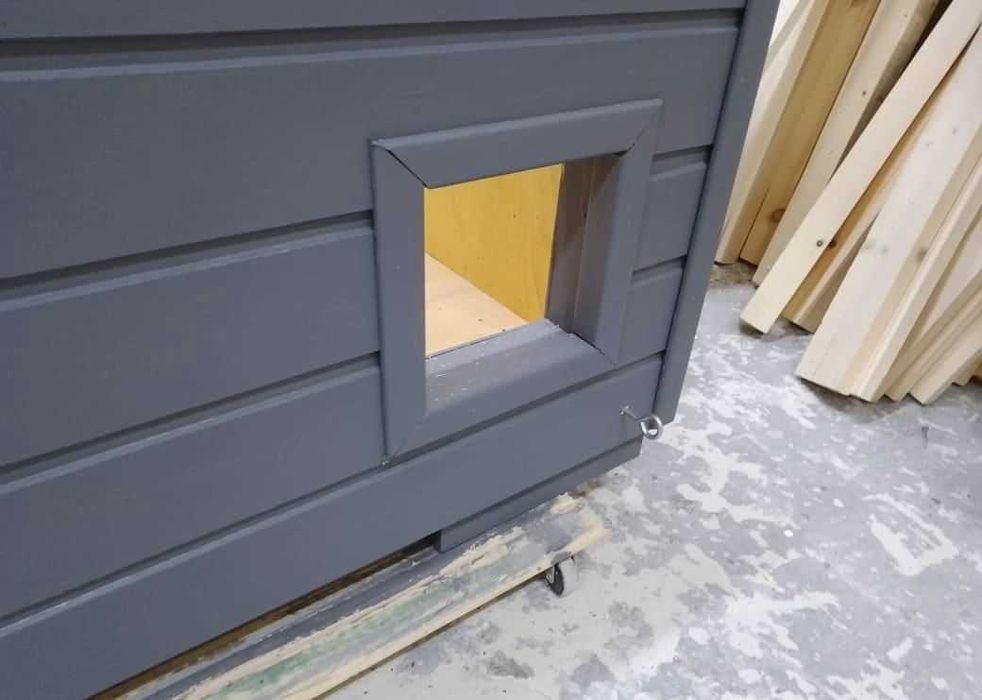 Будка утепленная для кошек