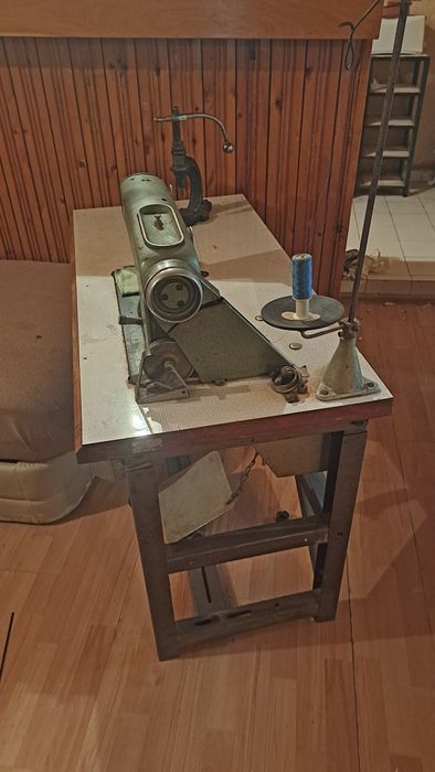 Шевна машина (професионална)