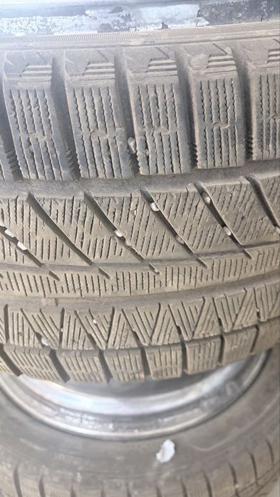 зимная покрышка 275/40/19