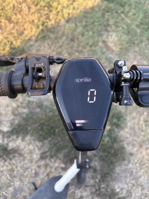 Aprilia скутер ток