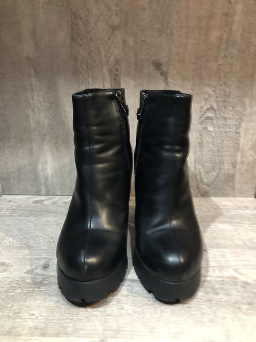 Женские зимние ботильоны