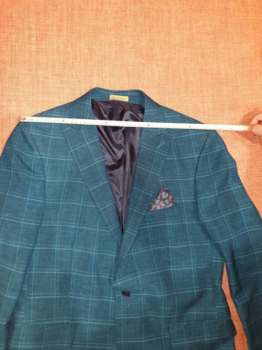 Страхотен Абитуриентски костюм