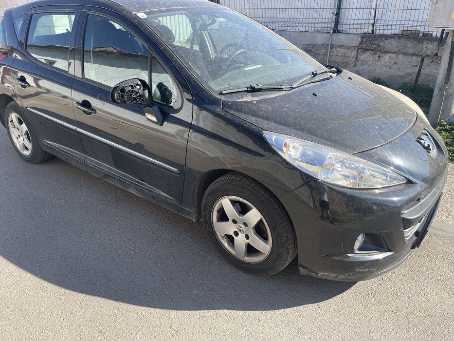 Peugeot 207 SW на части 1.4