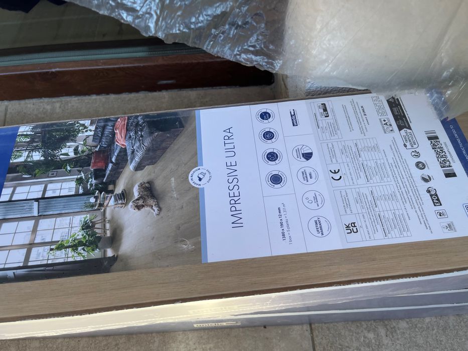 Parchet laminat Quick Step 12mm Stejar Impermeabil
