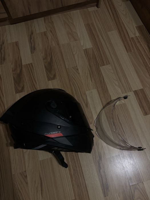 Vand Echipament Moto