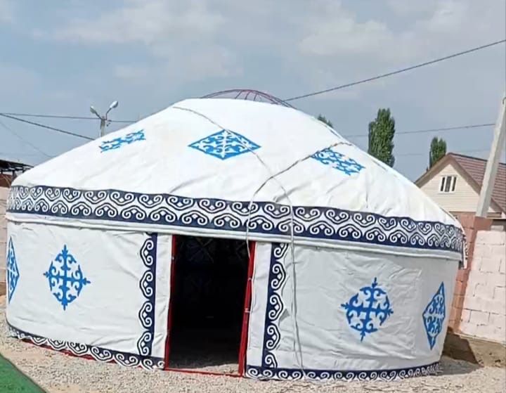 Юрта, Киiз уй 8 қанат
