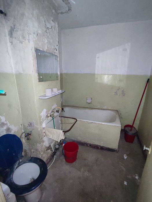 Apartament 3 camere de vânzare