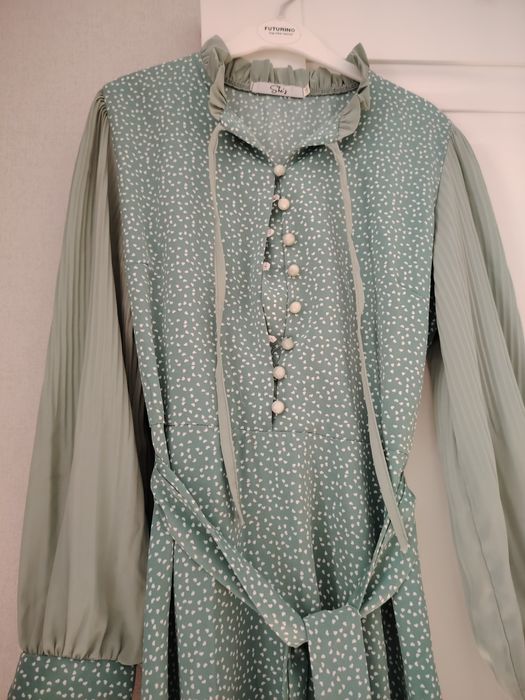 Женские платья продам