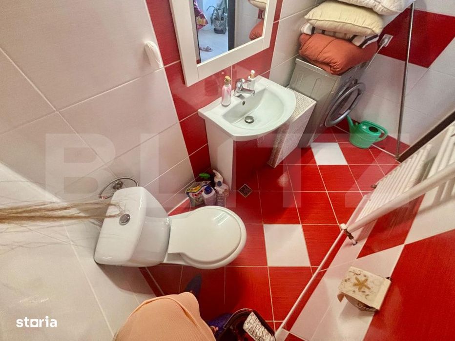 Apartament, 3 camere, 80 mp, 2 bai, parcare, zona Florilor