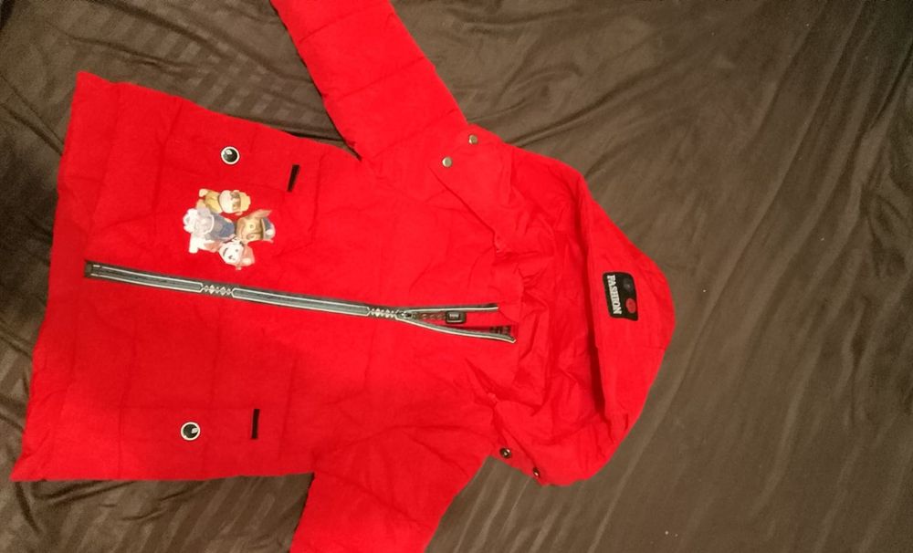 Продам куртку на мальчика