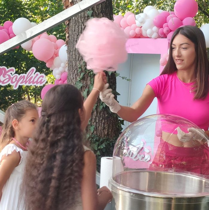 Vata de zahar la petreceri! Masina de vata pe bat de inchiriat.