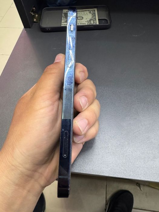 12 про сатылады срочно