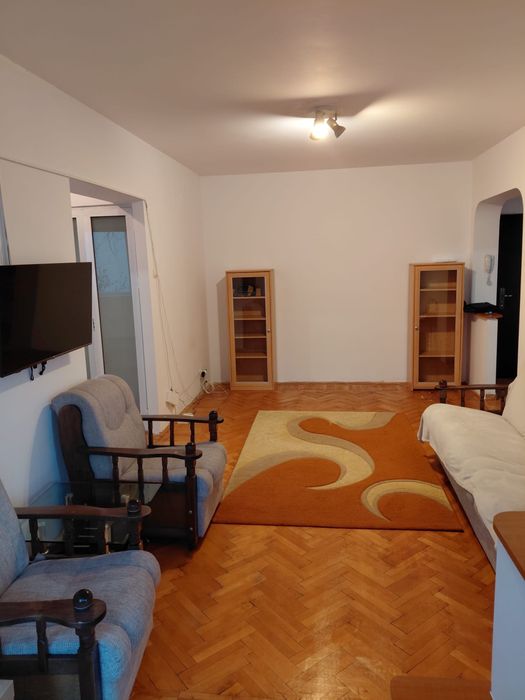 Inchiriez apartament 2 camere Sos. Pajura