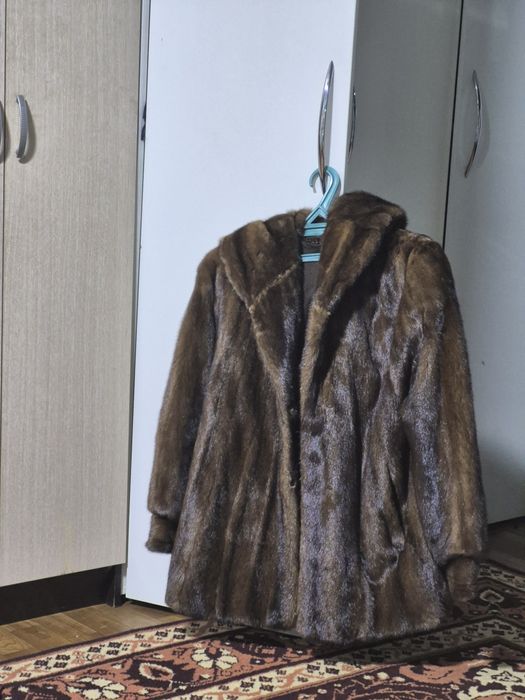 Продам шубы автоледи