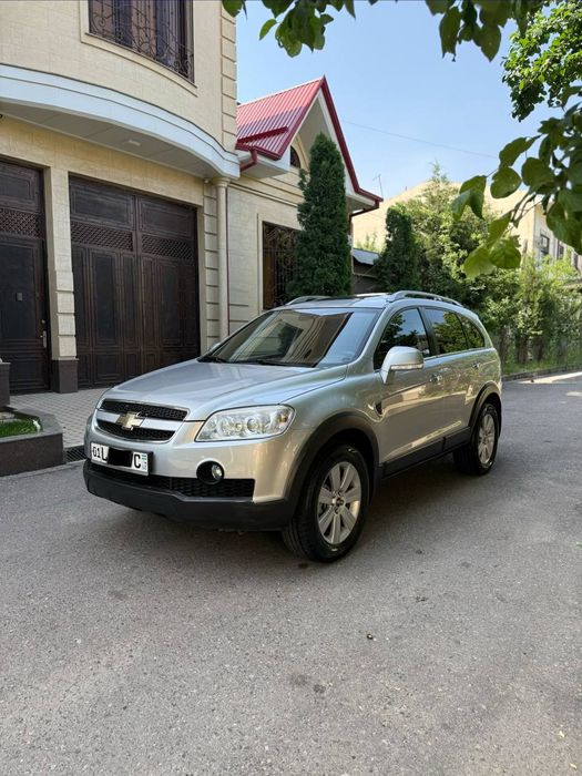 Chevrolet Captiva 2008 — 2