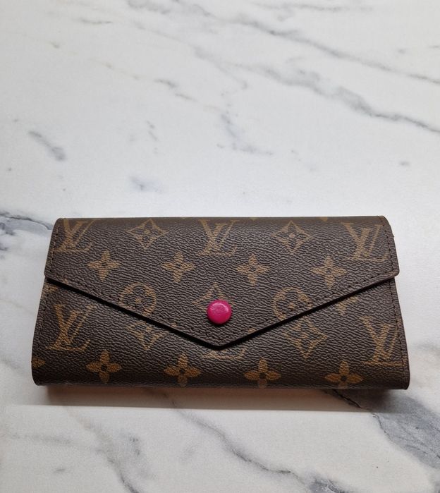 Новое портмоне в коробке