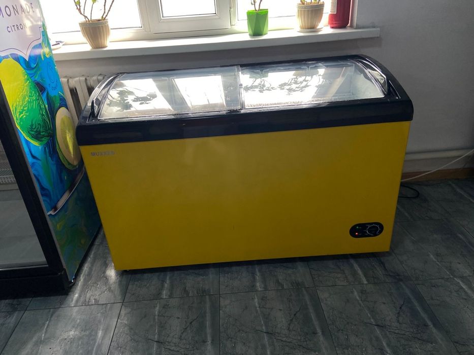 Продам холодильник