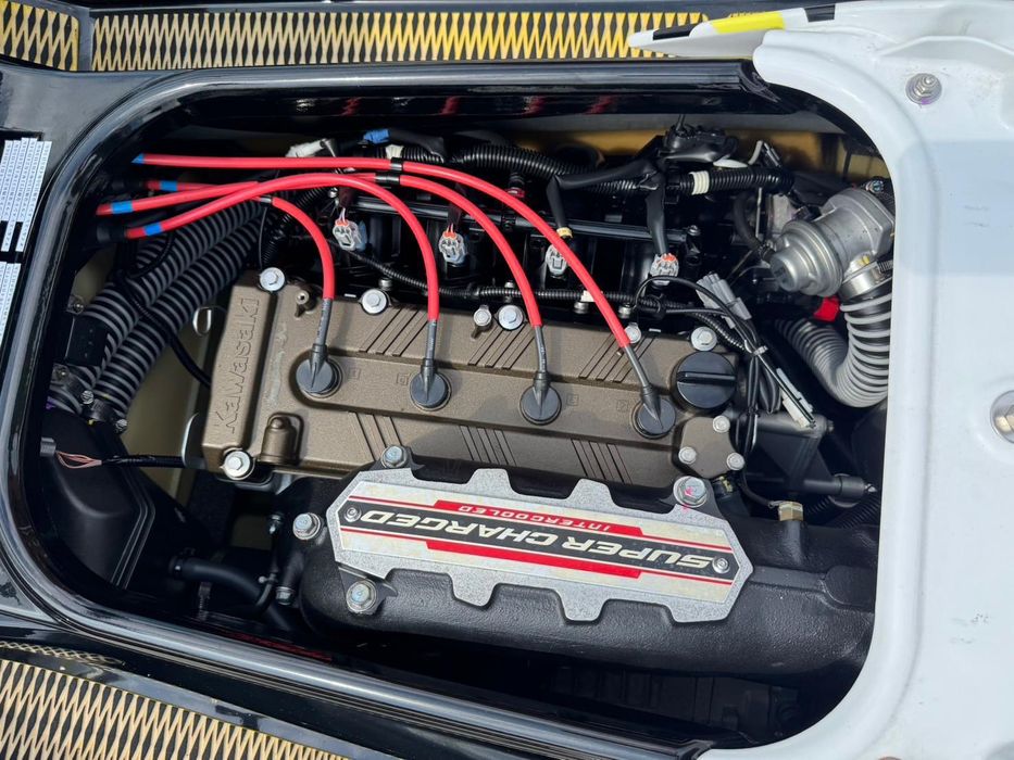 Jet Ski Kawasaki 310LX îs 300cp 4cilindri