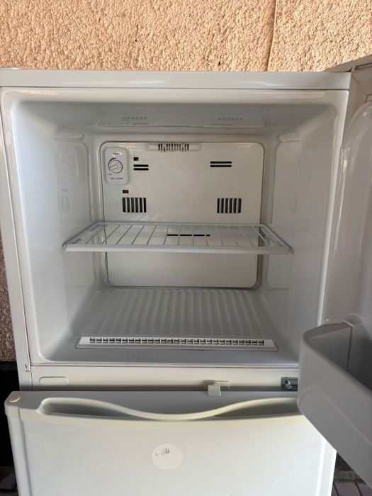 Продаю холодильник