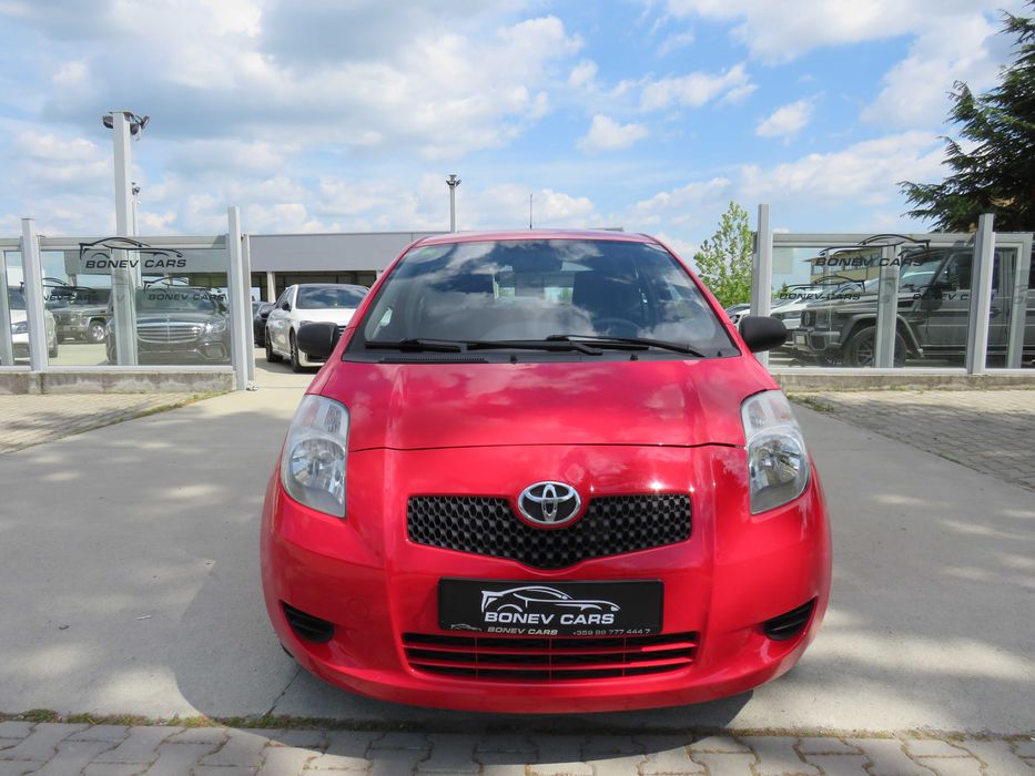 Toyota Yaris 1.0i Ръчка