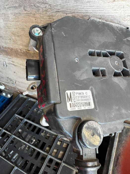 динамо за Mazda 3 2020г. 2.0