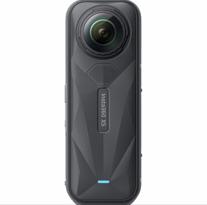Insta360 X5 impecabil + accesorii originale