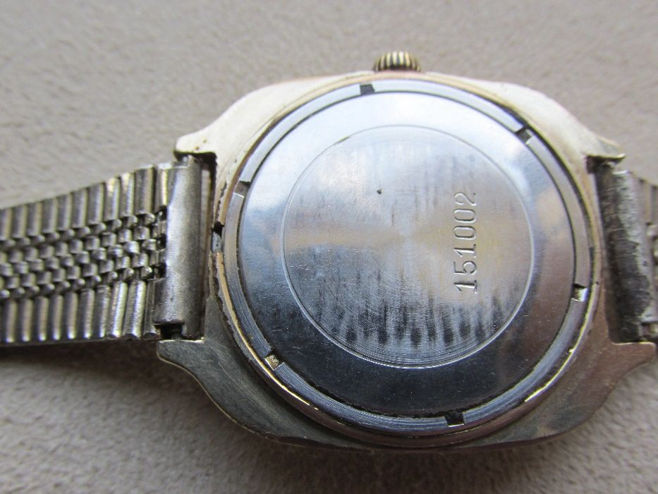 стар руски ръчен часовник слава 26 jewels