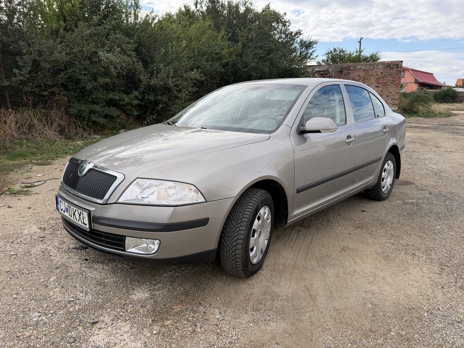 Vând Skoda Octavia