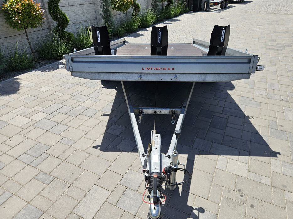 De inchiriat remorca moto cu 3 locuri, atv ,quad, side bye side,  365x185 metri dimensiuni utile