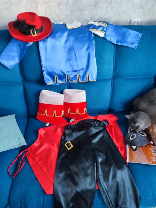 Продам карнавальный костюм