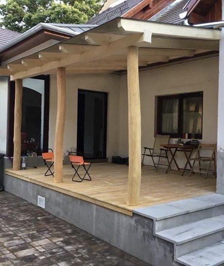 DECKING   PODEA TERASĂ / Lambriu Din Lemn De SALCÂM