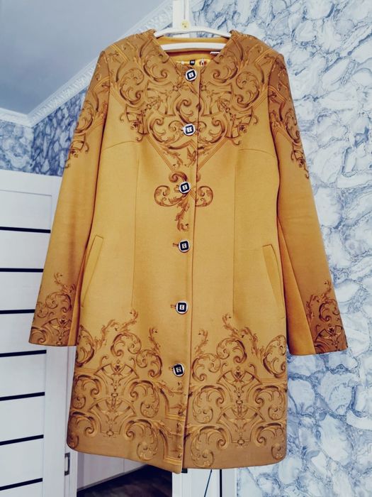 Продам пальто женское