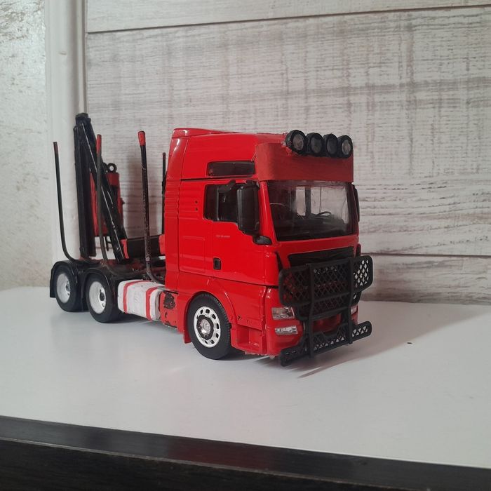 Macheta MAN TGX scara1/32