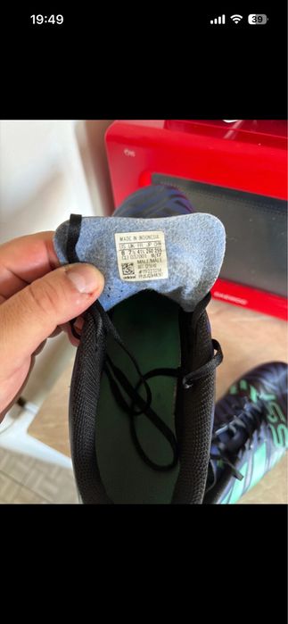 Ghete de fotbal Adidas nemeziz messi 17.1 marimea 41 1/3