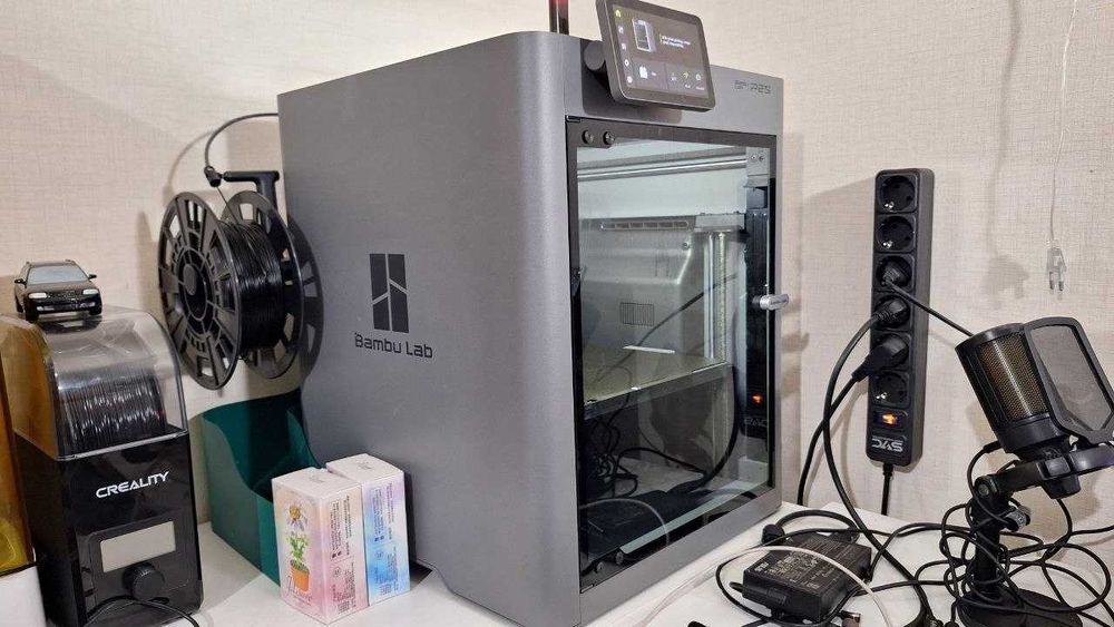 3D-принтер Bambu Lab P2S + Запас пластика в подарок