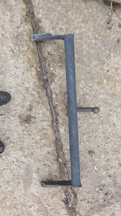 Теглич за дачия.