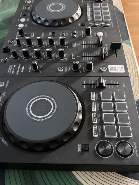 Pioneer DDJ FLX4 dj controller