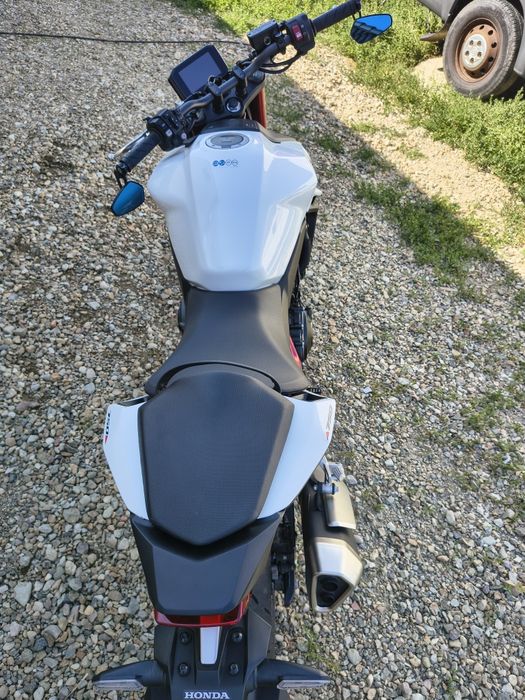 Vand Honda Hornet 750 an 2025