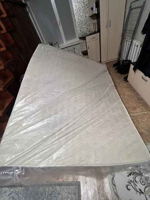 Продам матрас б/у