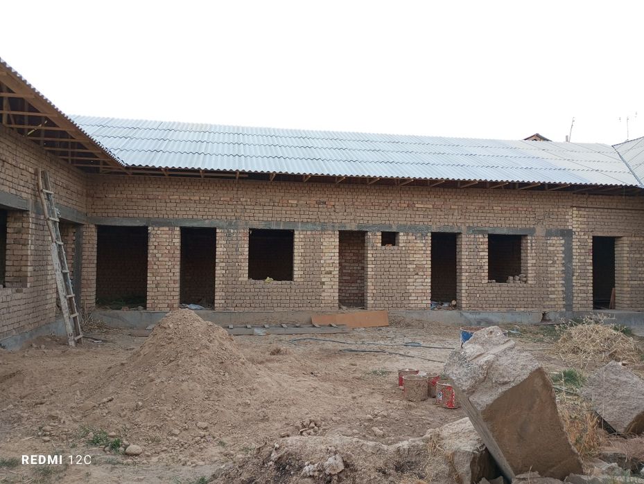 Участка сотилади