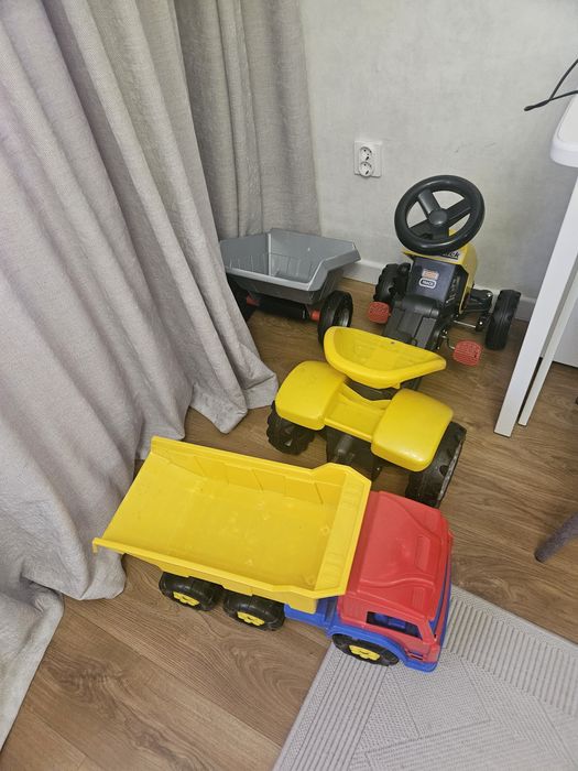Продаю самосвал грузовик Полесье