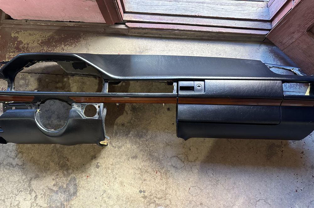 Продам торпеда панель мерседес 124