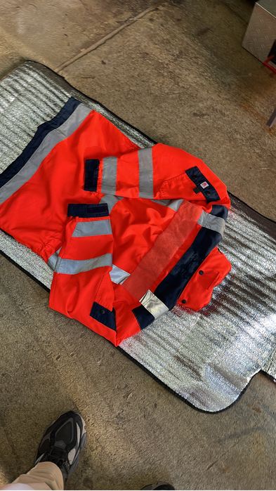 Pantalon si geaca set ambulantier ambulanta salvare