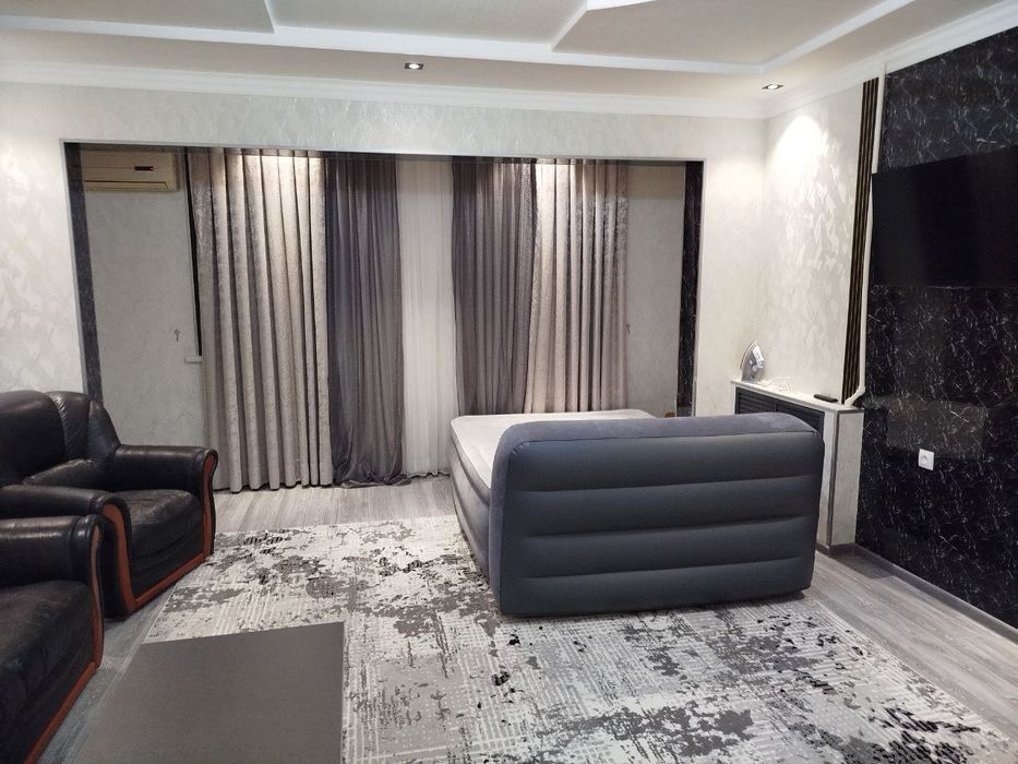 ЦЕНТР - Ц 1  -  аренда квартиры  - 2/4/9  60м2.