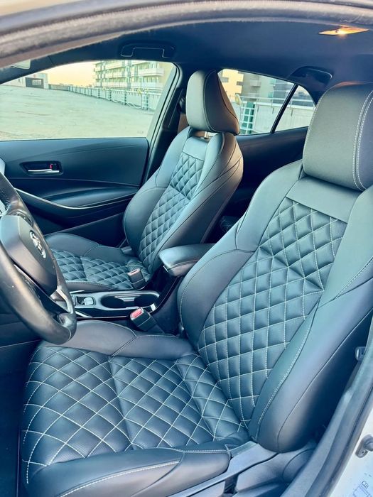 Toyota Corolla Piele carouri / Dotari maximale / Stare EXCELENTA