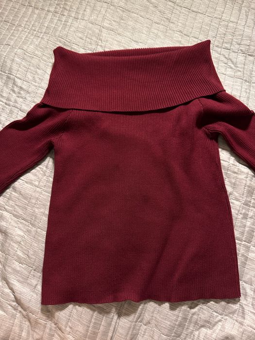 Лонгслив с открытыми плечами