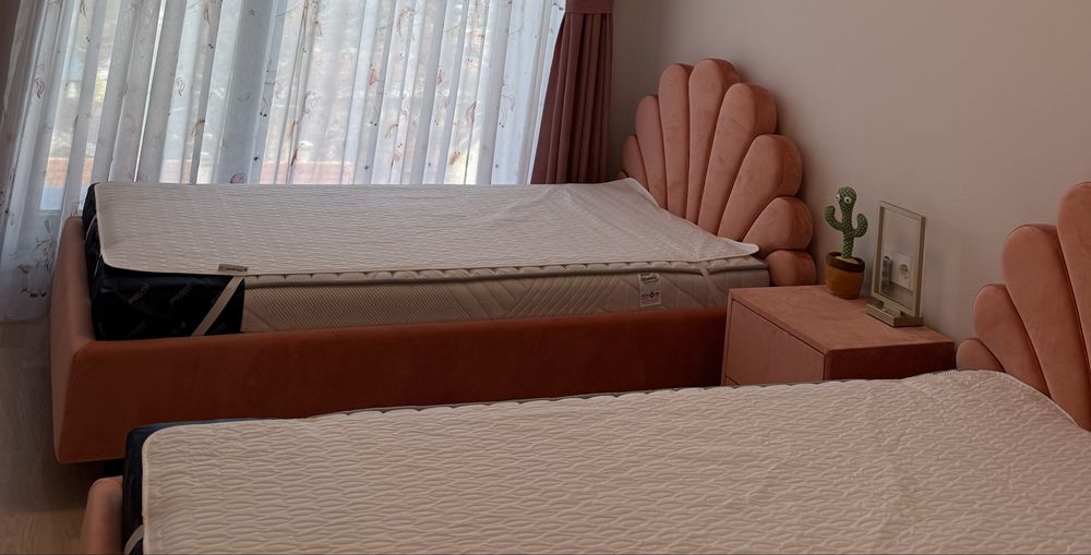 Нови две легла с матраци и нощно шкафче велур