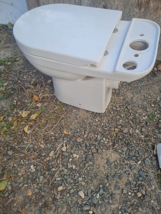 Унитаз рабочий  без бочка